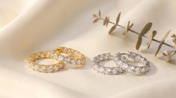 Moissanite hoop earrings in gold and silver set with round D color VVS1 stones - Sensitive Stones