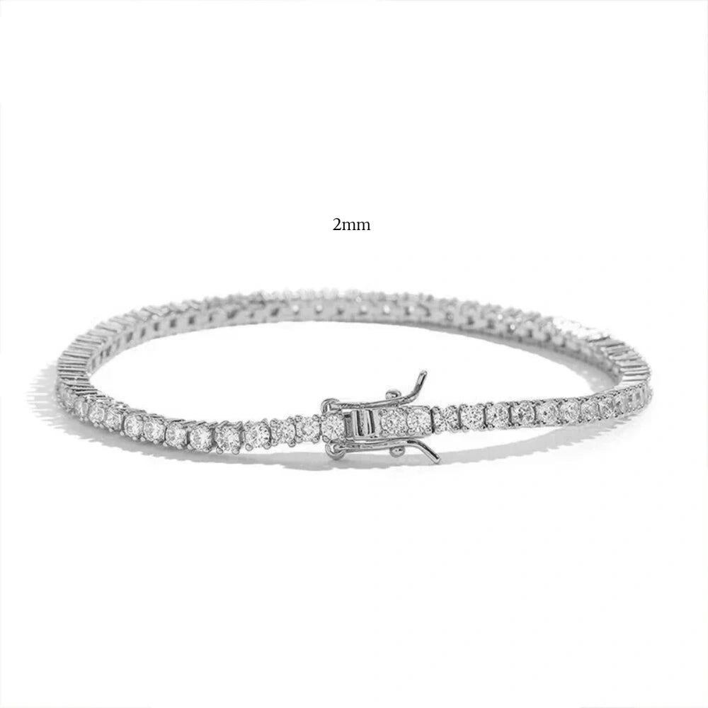 Dainty moissanite tennis bracelet in 18K white gold with 2mm stones - Sensitive Stones