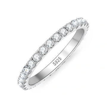 Moissanite eternity ring 925 sterling silver 18K white gold-plated band with VVS1 round stones in prong setting – Sensitive Stones