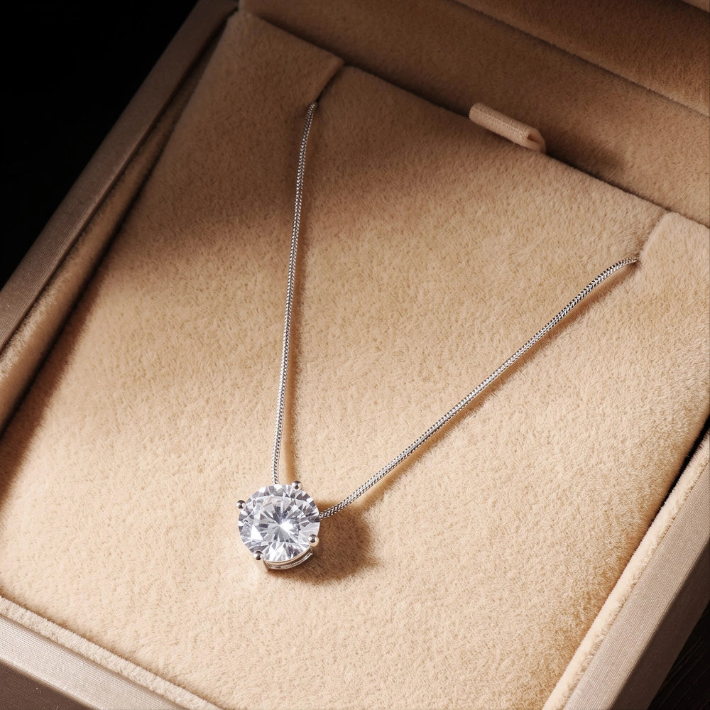 Moissanite snake chain necklace in 925 sterling silver displayed in a velvet jewelry gift box - Sensitive Stones