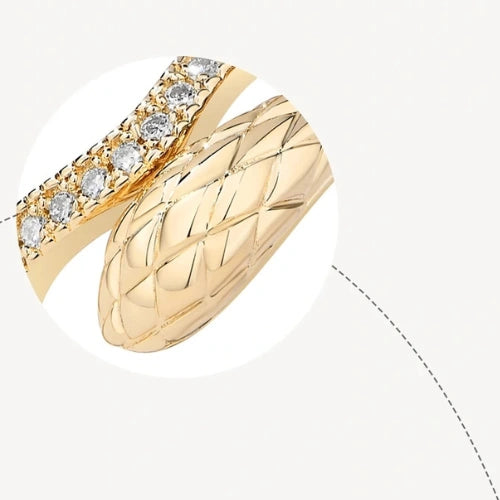 Close-up of pavé-set moissanite stones on Snake Half Eternity Ring in yellow gold - Sensitive Stones